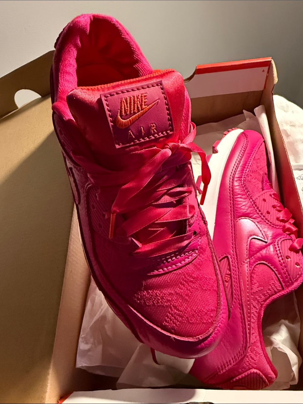 Nike Air Max 90
Valentine's Day (2022) (Women's) DQ7783 600